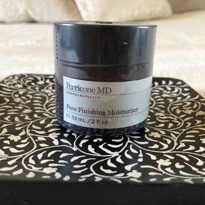 Face Finishing Moisturizer